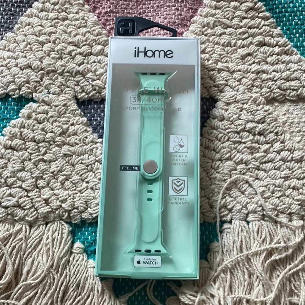 NIB. iHome Apple Watch Sports Band (38/40 MM)- Mint